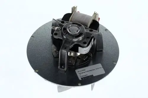 Bosch Gebläse mit Metallgehäuse und aufwickelbarem Kabel. Das Gerät zeigt eine zentrale Antriebseinheit und ist zur Luftförderung in Heizsystemen geeignet.